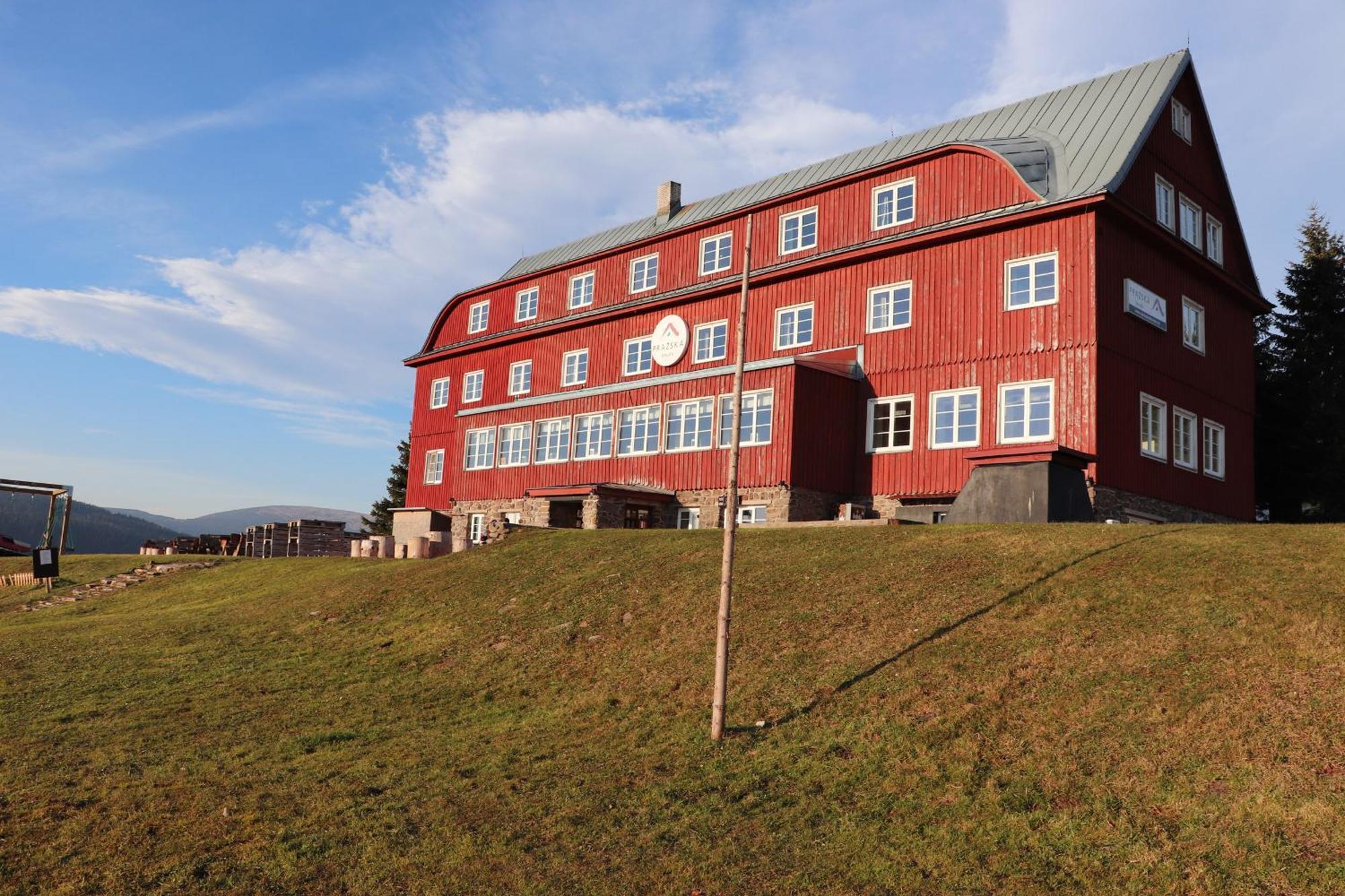 Prazska Bouda Hotel Pec pod Snezkou Exterior photo